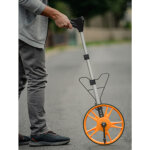 Odom�tre avec compteur digital & manche t�lescopique