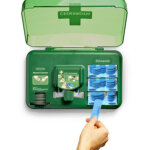 Cederroth kit de premiers secours wound care dispenser blue Cederroth kit de premiers secours wound care dispenser blue