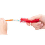 Pince � d�nuder pour c�ble de donn�es, rouge