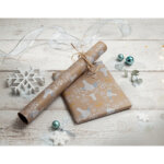 Papier cadeau de no�l 'cut - out style', en rouleau