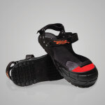 Sur - chaussures de s�curit� antid�rapantes avec embout de protection. t. 38 au 41.