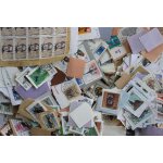 Berlin 100 grammes de timbres grands formats a dcoller