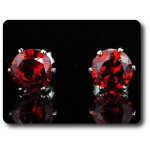 Boucles d'oreille rubis 2x4 mm plaqu� or blanc 18 k.