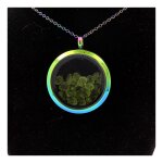 Collier p�ridot brut. mod�le multicolore.