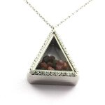 Collier tourmaline multicolore brut. mod�le triangle.