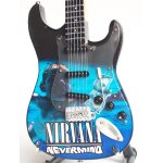 Guitare miniature de style stratocaster hommage a nirvana et l'album nevermind Guitare miniature de style stratocaster hommage a nirvana et l'album nevermind