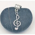 Lot de 30 breloques en forme de microphone, guitare, rock, tambour, perles, breloques européennes, pendentif, ... Lot de 30 breloques en forme de microphone, guitare, rock, tambour, perles, breloques européennes, pendentif, ...
