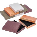 Lot de 8 botes a bijoux en carton 16 x 12 cm, 4 couleurs, avec eponge noire, pour bracelets, colliers, ...