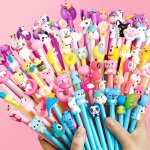 Lot de 80 stylos a encre gel de dessin anim�, mignons et al�atoires, 0, 5 mm, encre noire, amusants et ...