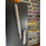 Montegrappa reminiscence sterling stylo plume montegrappa, plume moyenne en or 18 carats.