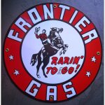 Plaque emaill�e frontier gas ronde deco garage tole email pub metal