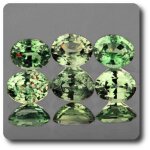 Saphir vert . 0. 41 cts . 4, 8 x 3, 3 mm. if - vvs1 ( vendu a l'unit� ) ceylan