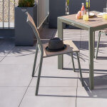 Chaise de jardin empilable essentia lin vert laurier aluminium traité époxy, texaline hespéride Chaise de jardin empilable essentia lin vert laurier aluminium traité époxy, texaline hespéride