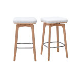 Miliboo tabourets de bar pivotants 360� blancs et bois clair h67. 5 cm (lot de 2) gramma