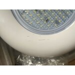 Lampe 315 leds blanche + niche + bride blanche (occassion) Lampe 315 leds blanche + niche + bride blanche (occassion)