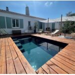 Piscine coque de 10 m2 : serre chevalier de couleur noir sans filtration