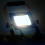 Vidaxl projecteur à led avec poignée 30 w blanc froid Vidaxl projecteur à led avec poignée 30 w blanc froid