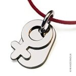 Pendentif mikado sex symbol girl