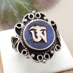 Bague om tibétain style lapis lazuli 60 Bague om tibétain style lapis lazuli 60
