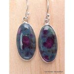 Boucles d'oreilles ovales en rubis sur cyanite