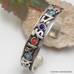 Bracelet tibétain mantra de chenrezi et perles fantaisie Bracelet tibétain mantra de chenrezi et perles fantaisie