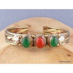 Bracelet tibétain tressé cuivre laiton corail onyx vert Bracelet tibétain tressé cuivre laiton corail onyx vert