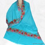 Chle turquoise en laine fine brode