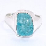 Chevalire en apatite bleu non taille 60