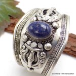 Gros bracelet bouddhiste couleur lapis lazuli Gros bracelet bouddhiste couleur lapis lazuli