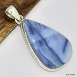 Gros pendentif goutte en opale bleue Gros pendentif goutte en opale bleue