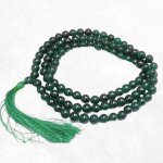 Mala de prires tibtain en jade vert 8 mm