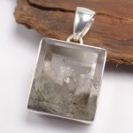 Pendentif carr en cristal quartz manifestation