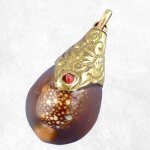 Pendentif tibtain npalais coquillage