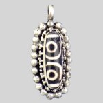 Pendentif tibtain perle de dzi