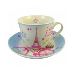 Coffret tasse et soucoupe en porcelaine d�cor paris romantique 40cl