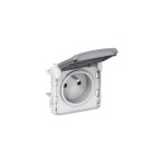 Legrand prise de courant plexo tanche 2p + t 16a legrand 069551