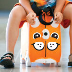 Ambiance - sticker sticker visage pour valise