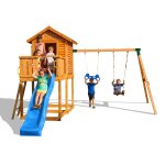 Aire de jeux en bois avec cabane, balan�oire, toboggan marron