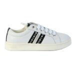 Baskets basses  lacets blanc