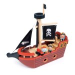 Bateau pirate en bois multicolor