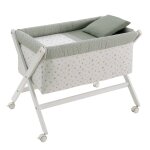 Berceau � pieds crois�s en bois de h�tre avec roulettes et matelas vert / blanc � motifs