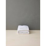 Couette bébé microfibre anti - acariens traitée bi - ome® blanc Couette bébé microfibre anti - acariens traitée bi - ome® blanc