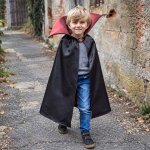 D�guisement enfant cape de vampire royal noir