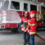 D�guisement enfant pompier avec accessoires rouge