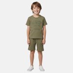 Ensemble gar�on t - shirt manches courtes et short kaki