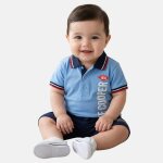 Ensemble polo et short b�b� gar�on imprim� col chemise bleu