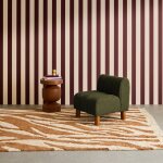 Fauteuil enfant pieds arrondis bois d'h�v�a et bouclette l 47 x p 56, 5 x h 52, 5cm - angel kaki