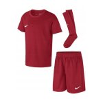 Kit de football dry park - chaussettes, short et maillot rouge
