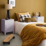 Lot de 2 tables de chevet industrielle m�tal, 1 porte lilas