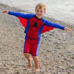 Maillot de bain gar�on 2 pi�ces anti - uv super - h�ros rouge